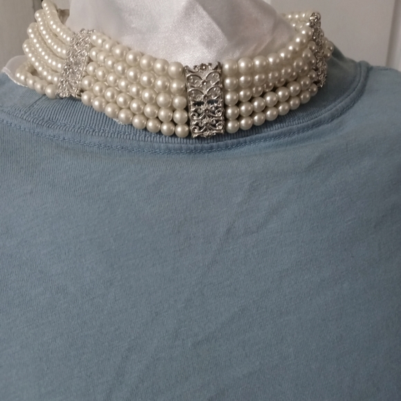 not sure Jewelry - ladies necklace